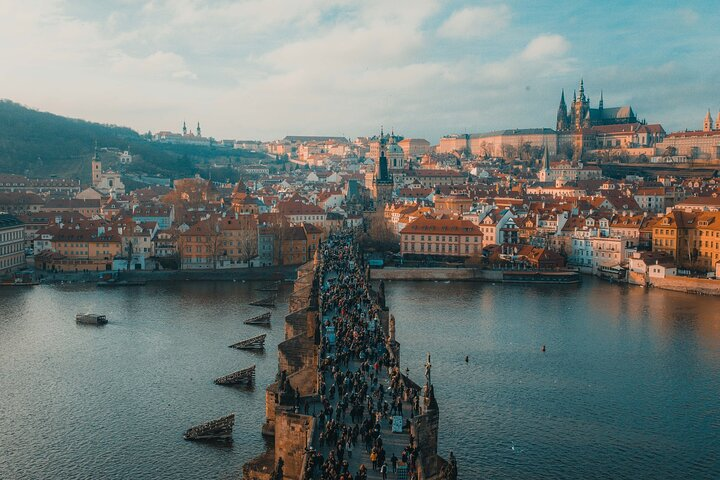 VIP Tour: Professional photos - You and Prague Best Monuments - Photo 1 of 7